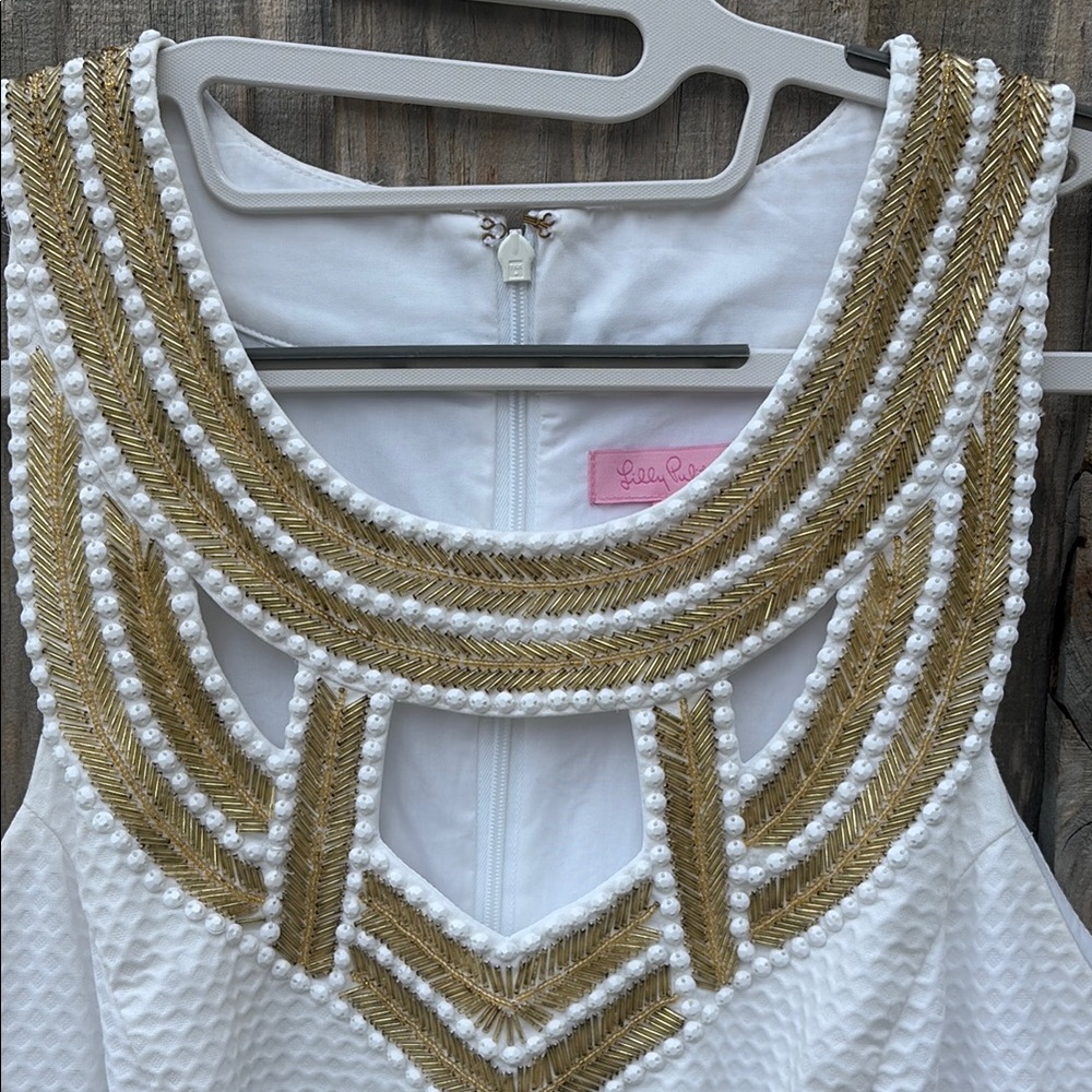 Lilly Pulitzer White and Gold Mini Dress
Laundered, perfect condition - Picture 8 of 16